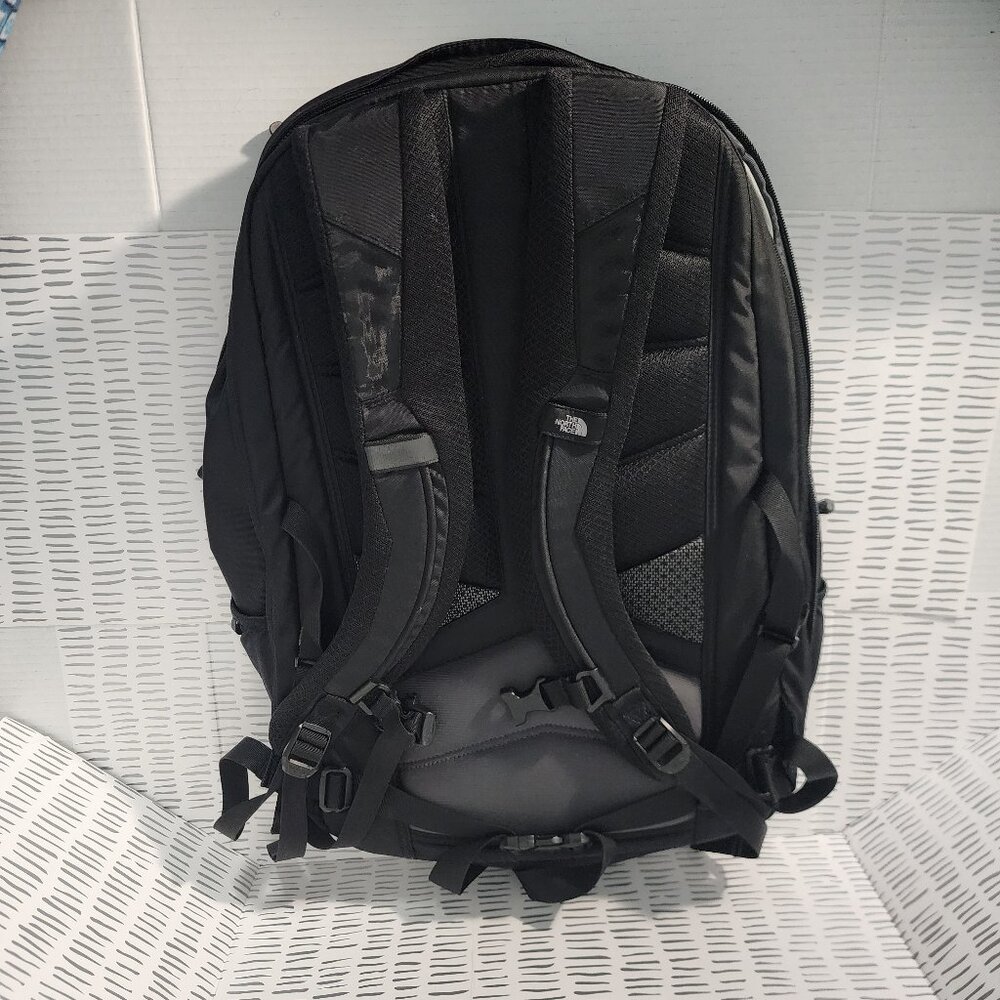 The North Face Router Flexvent Backpack - Picture 2 of 14